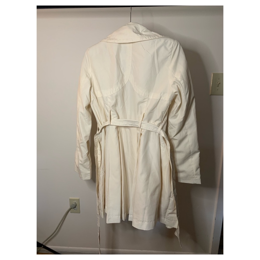 Spring coat - Picture 3 of 3